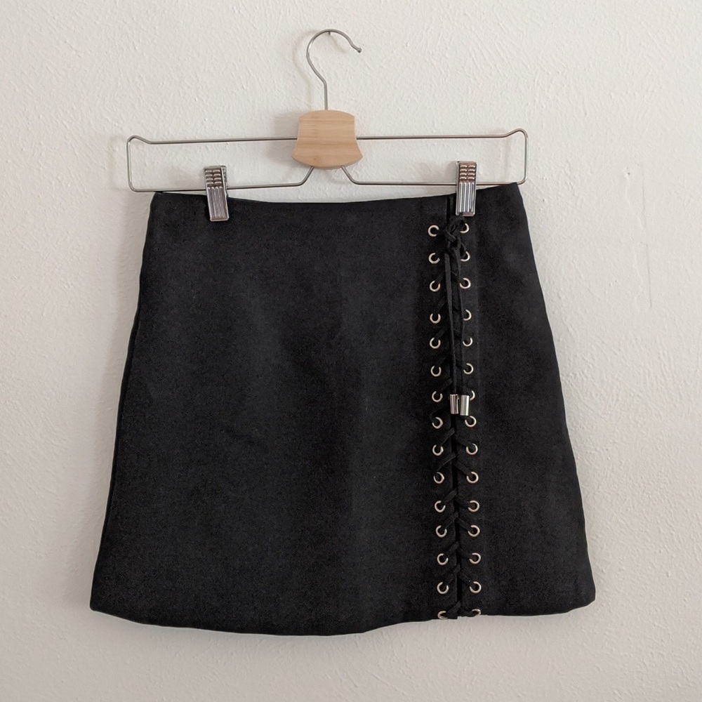 *NWOT* String point skirts